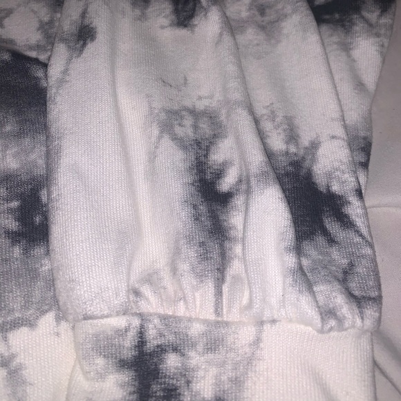 tie dye sweatshirt - Picture 2 of 4
